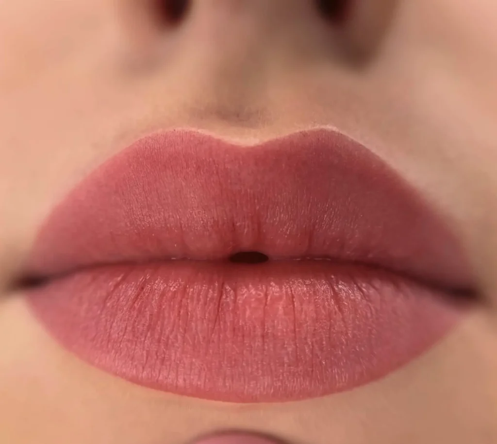 lips tattoo